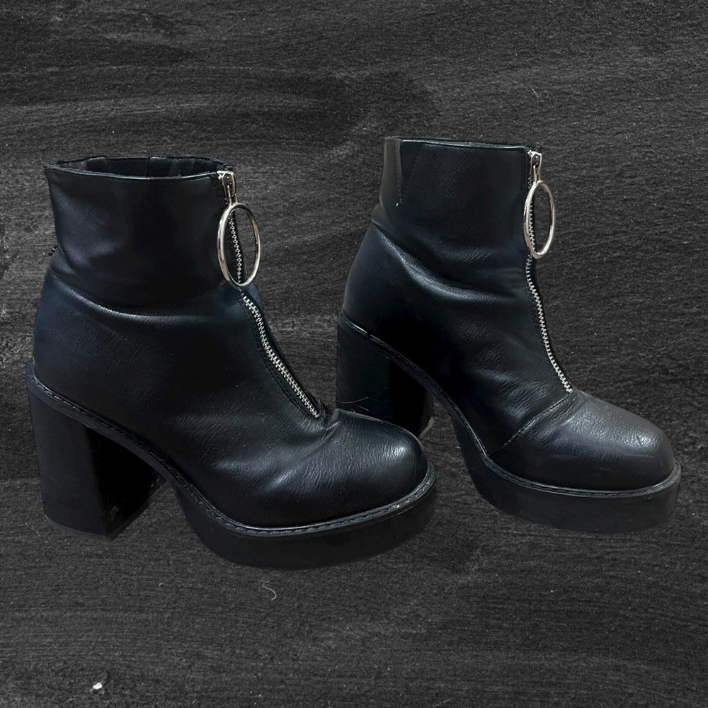 Current Mood Frankie O-Ring Platform Boots Size 8 Black Dolls Kill Y2K Goth - Picture 3 of 7